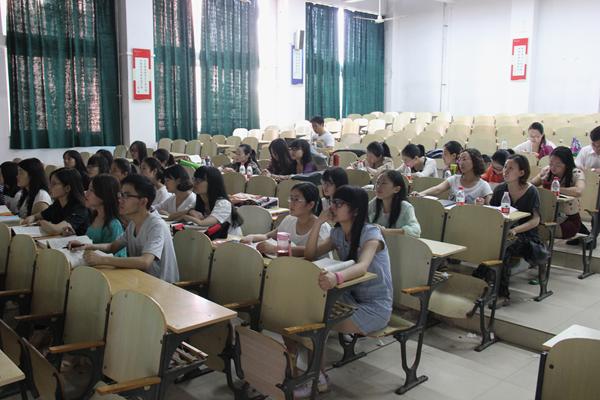 现场学生及评委教师